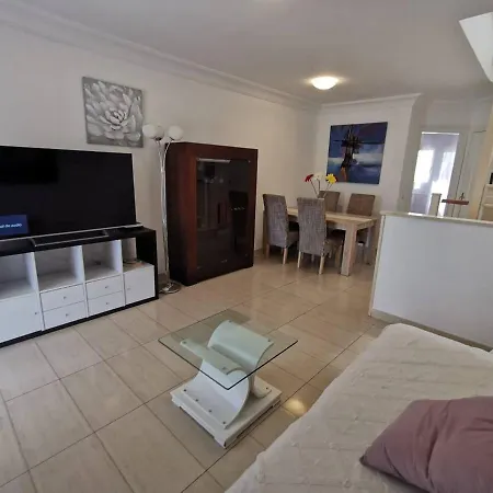 Relax And Enjoy In Tenerife Sud!